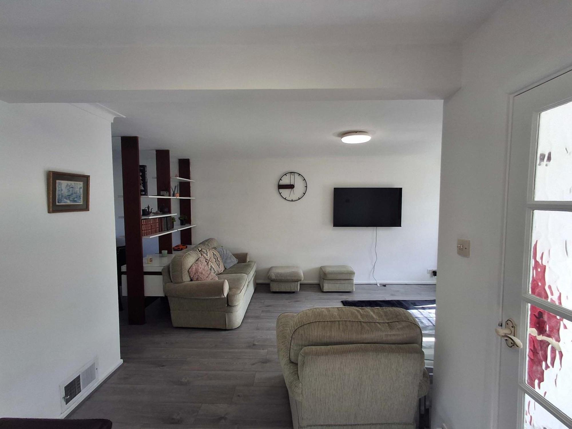 Nicely Decorated 3 Bedroom House Near Heathrow, London 斯坦斯 外观 照片